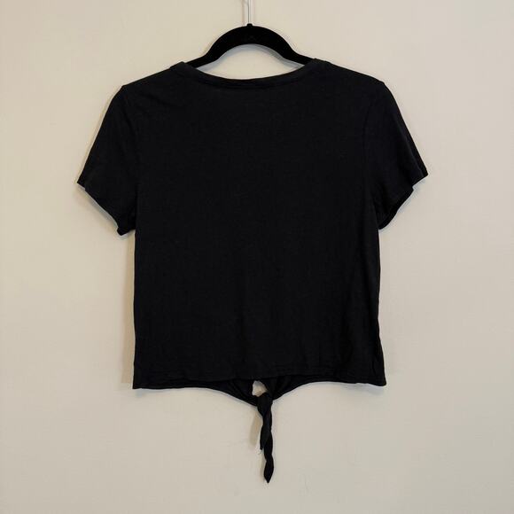 Disney Tim Burton's The Nightmare Before Christmas Graphic Tee Womens M Black - Picture 2 of 4